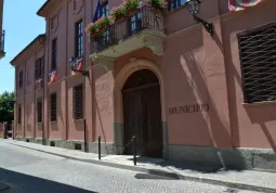  	Palazzo San Martino, la sede del municipio in via Cavour 